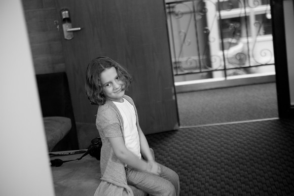 bhostphoto_0105_bw