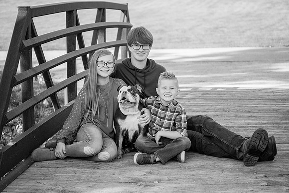 bhostphoto_160_bw