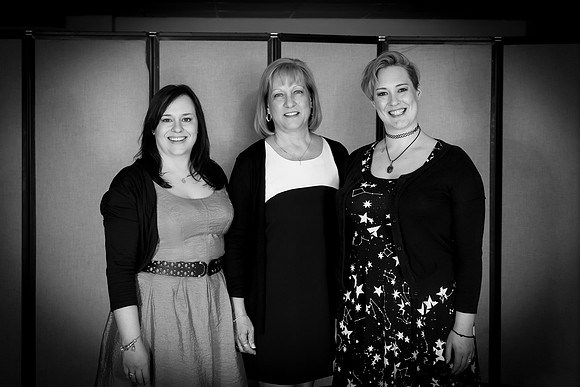 bhostphoto_020_v_BW