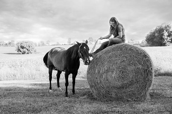 bhostphoto_012_ps_bw