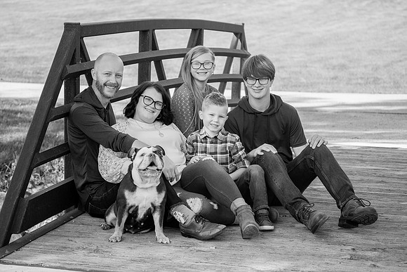 bhostphoto_140_bw