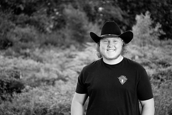 bhostphoto_025_bw