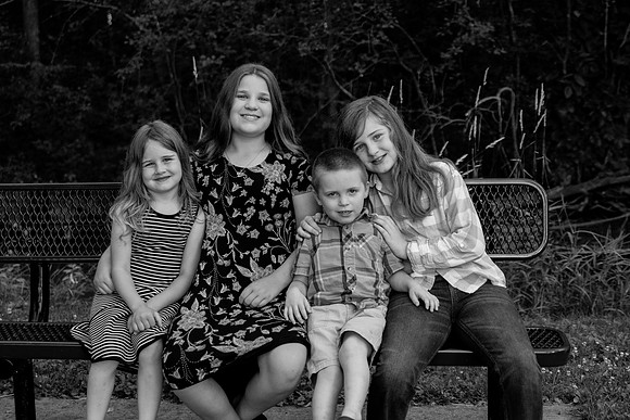 bhostphoto_071_bw