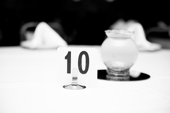 a_bhostphoto_250_bw