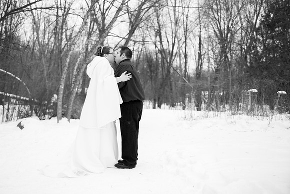 a_bhostphoto_232_bw