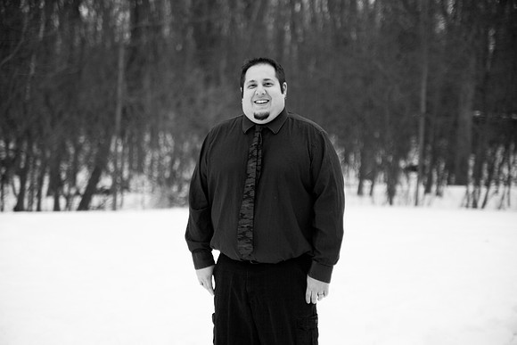 a_bhostphoto_196_bw