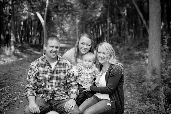 bhostphoto_007_bw