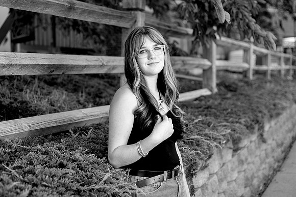 bhostphoto_005_bw