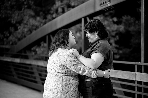 bhostphoto_120_bw