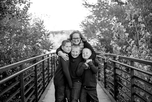 bhostphoto_006_bw