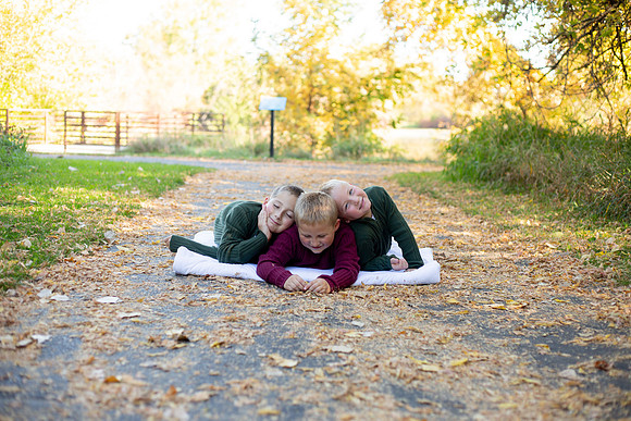 bhostphoto_123