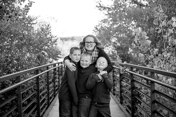 bhostphoto_007_bw
