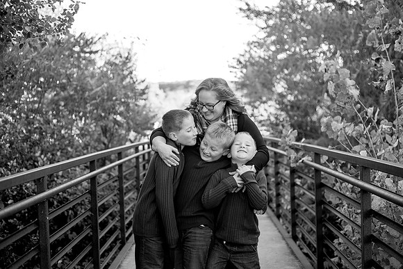 bhostphoto_009_bw