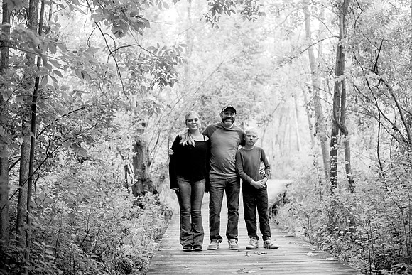 bhostphoto_002_bw