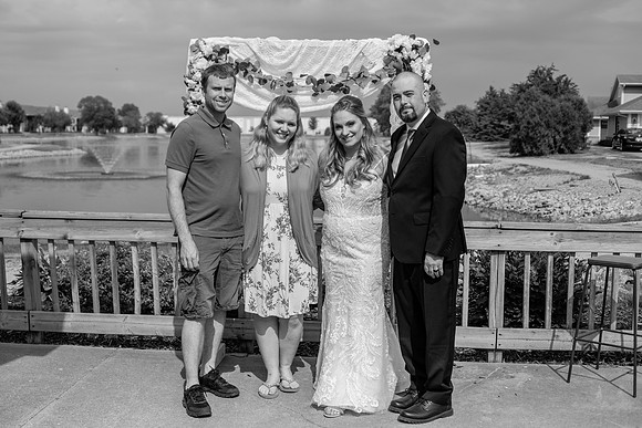 bhostphoto_200_bw