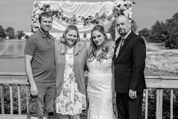 bhostphoto_202_bw
