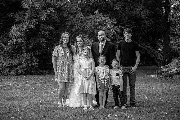 bhostphoto_275_bw
