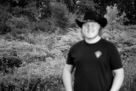 bhostphoto_027_bw