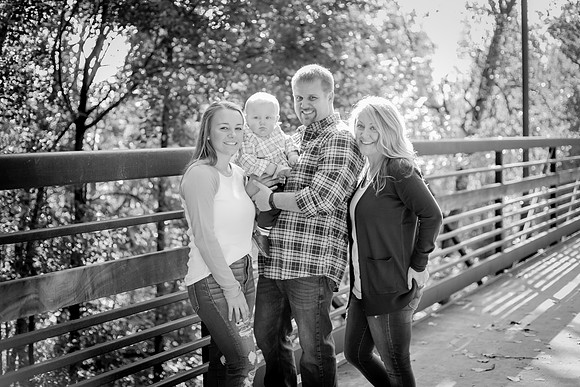 bhostphoto_170_bw