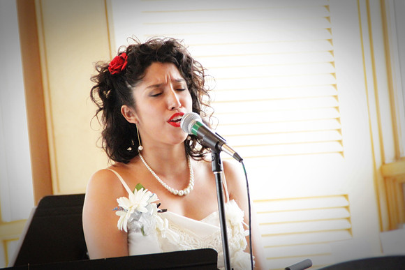 amy_andy_0204_bl
