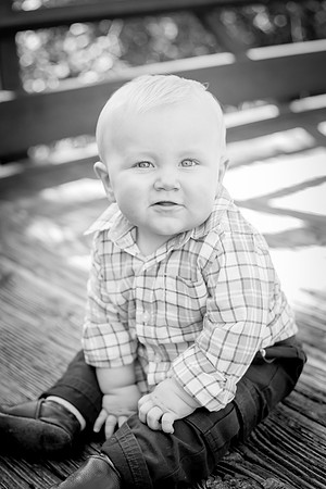 bhostphoto_325_bw