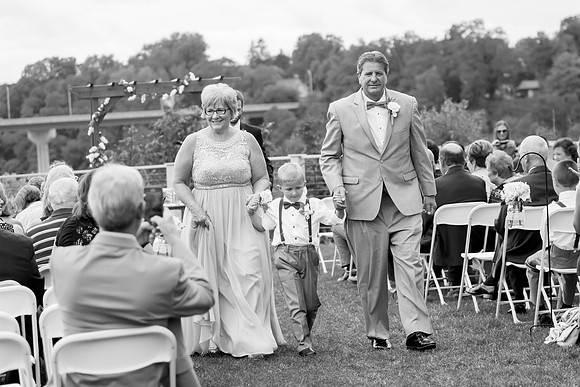 bhostphoto_300_BW