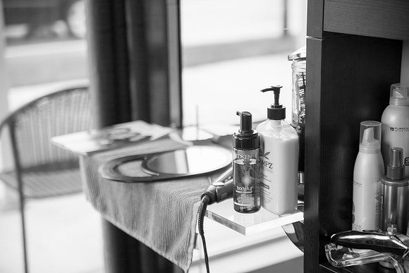 bhostphoto_001_BW