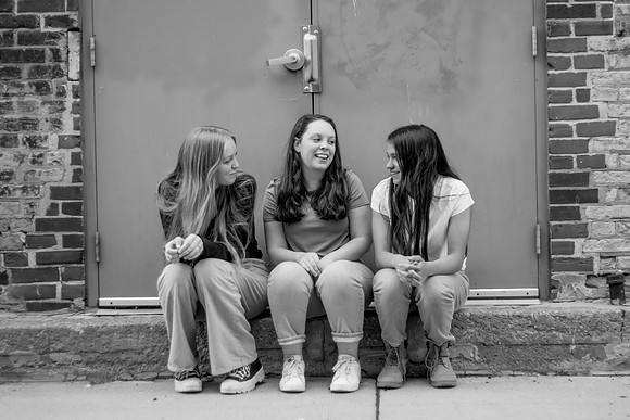 bhostphoto_001_bw