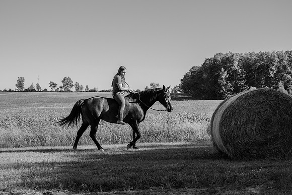 bhostphoto_007_bw