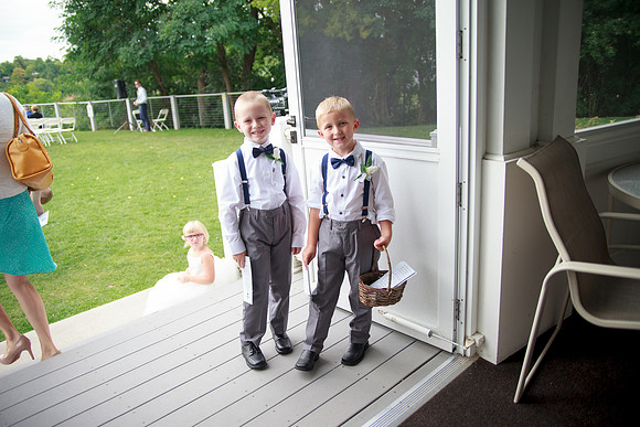 bhostphoto_123