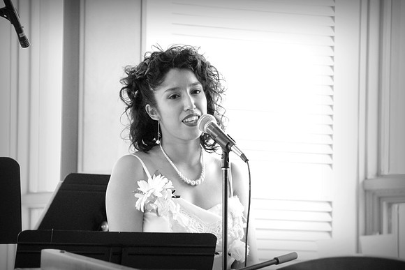 amy_andy_0205_bw