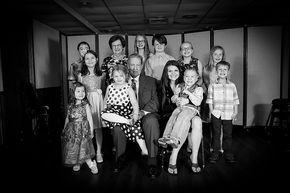 bhostphoto_007_v_BW