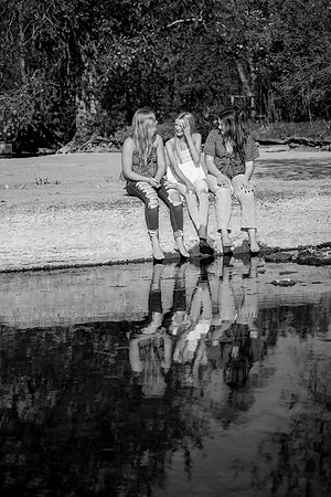 bhostphoto_180_bw