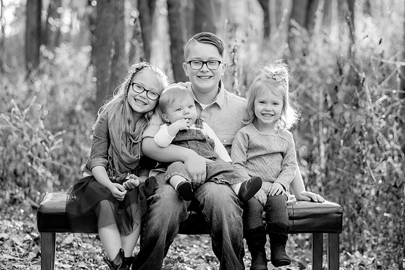bhostphoto_222_bw