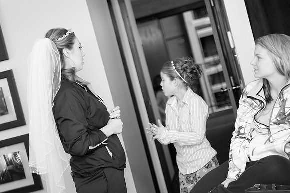 bhostphoto_0101_bw