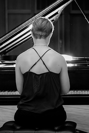 bhostphoto_015_bw