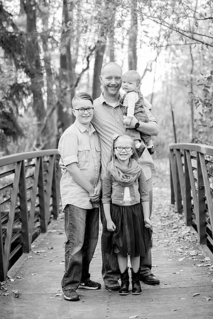 bhostphoto_130_bw