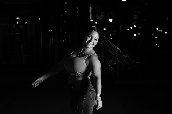 bhostphoto_210_bw
