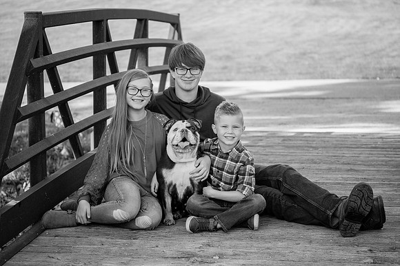 bhostphoto_150_bw
