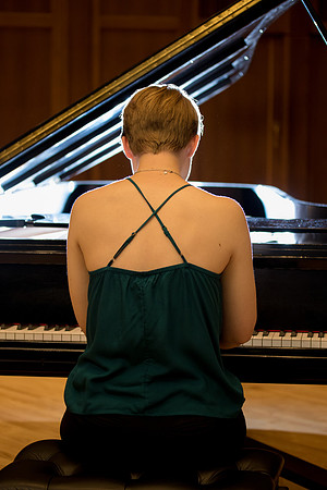 bhostphoto_012