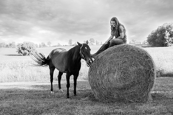 bhostphoto_013_ps_bw